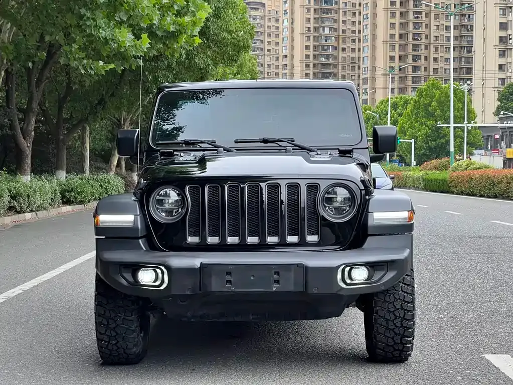 Jeep Wrangler — фото 6