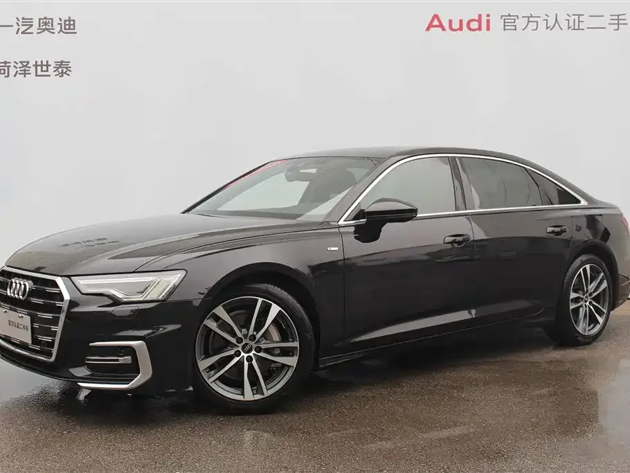 Audi A6L — фото 1