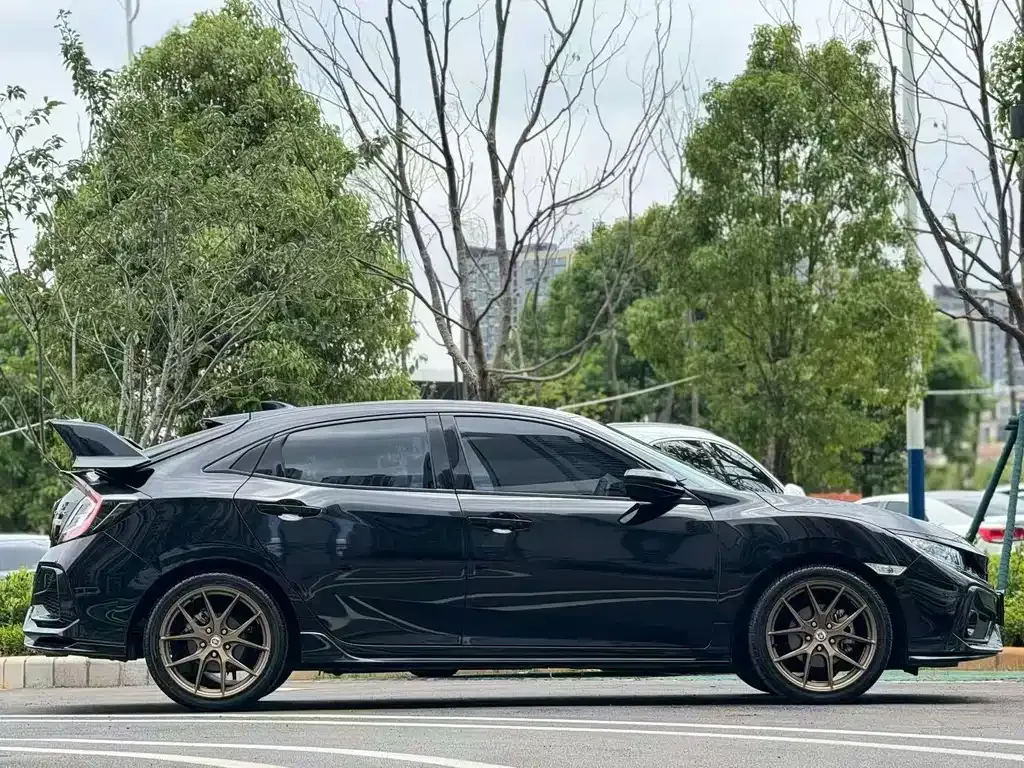 Honda Civic — фото 9