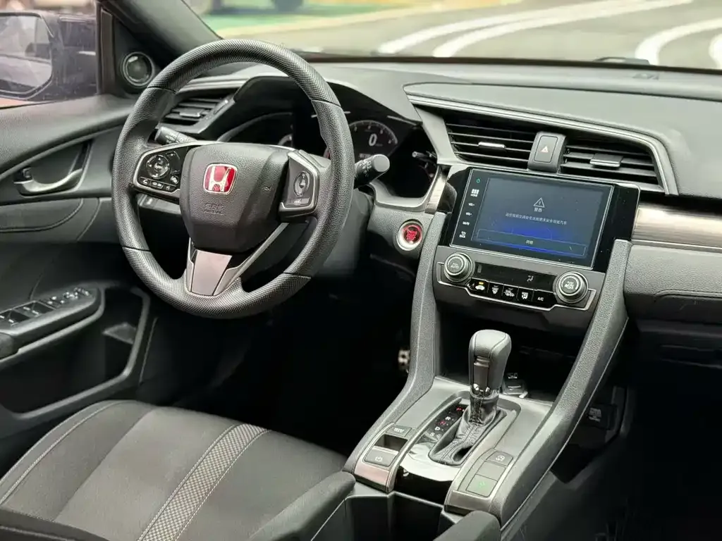 Honda Civic — фото 5
