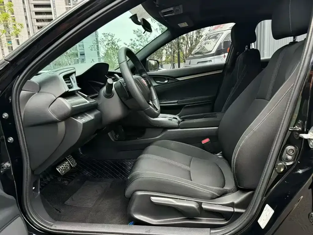 Honda Civic — фото 6