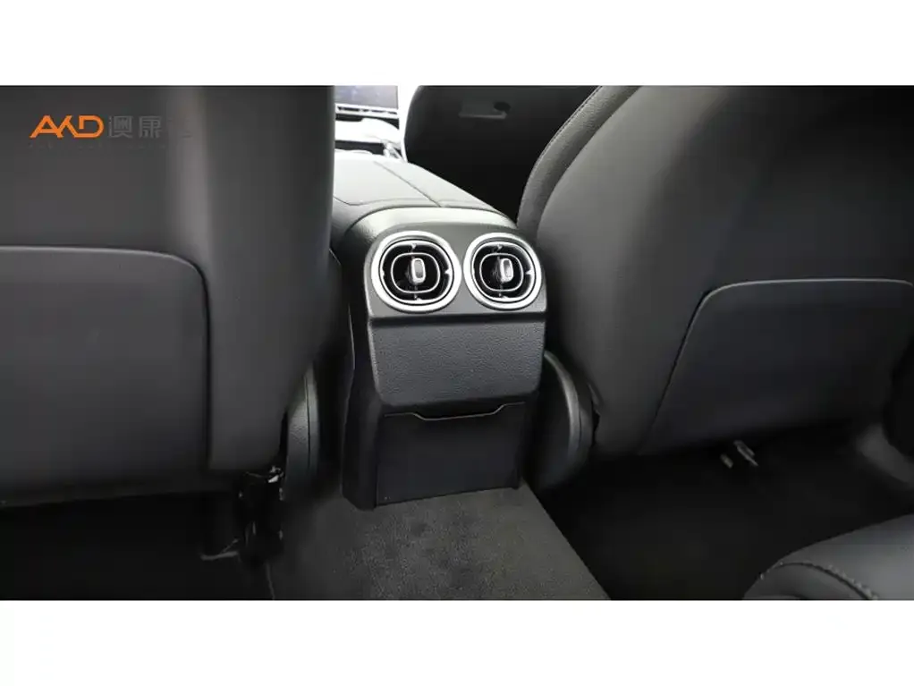 Mercedes-Benz C-Class New Energy 2024 из CN, фото 2