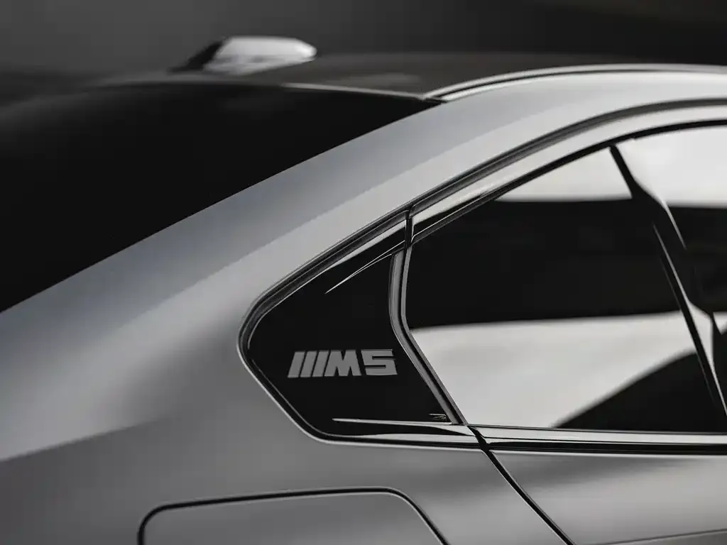 BMW M5 New Energy 2026 из CN, фото 5
