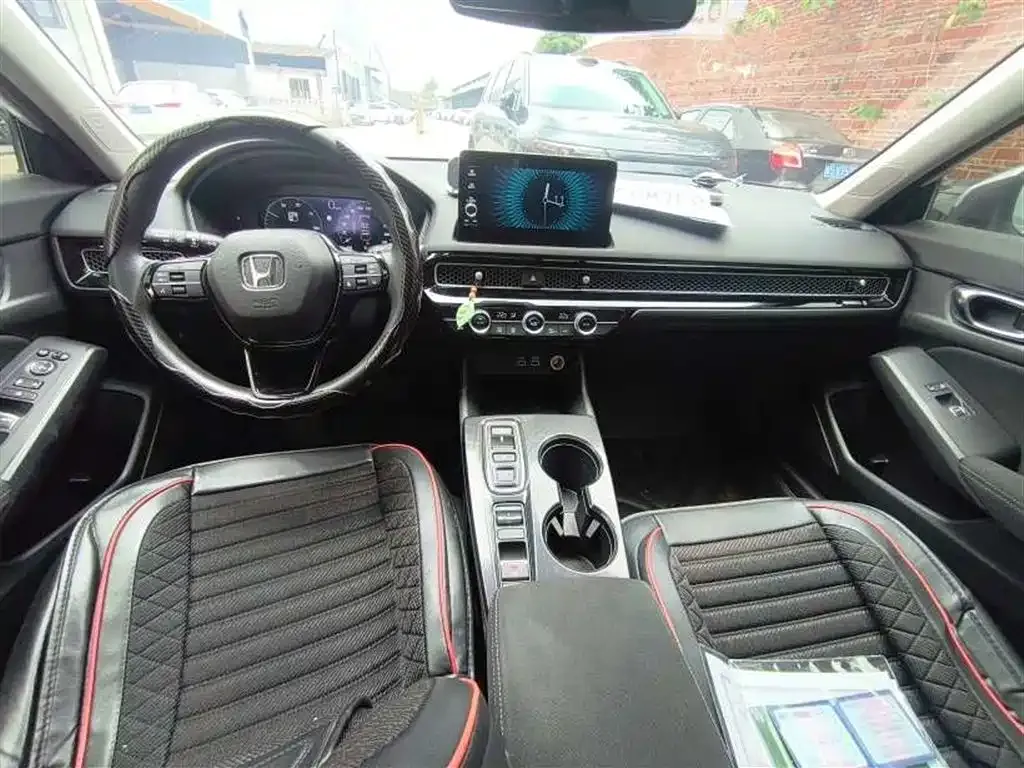 Honda Civic — фото 8