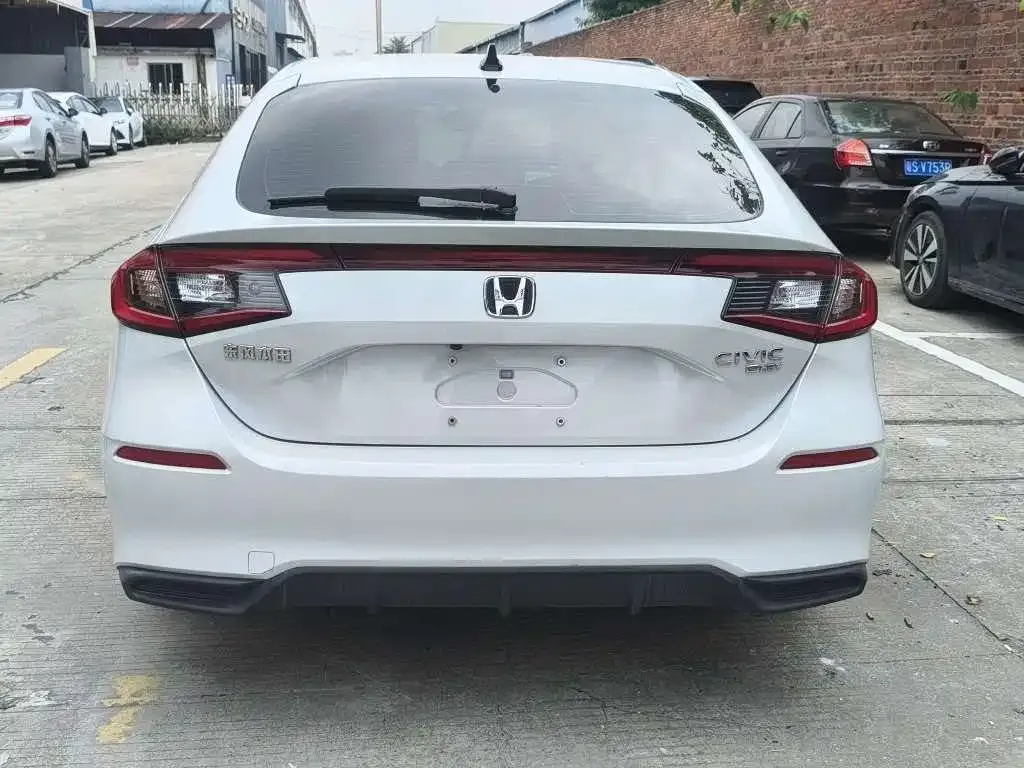 Honda Civic — фото 5