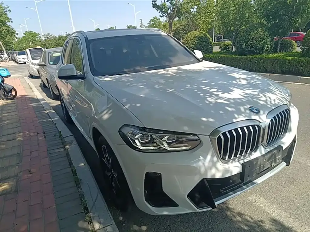 BMW X3 — фото 9