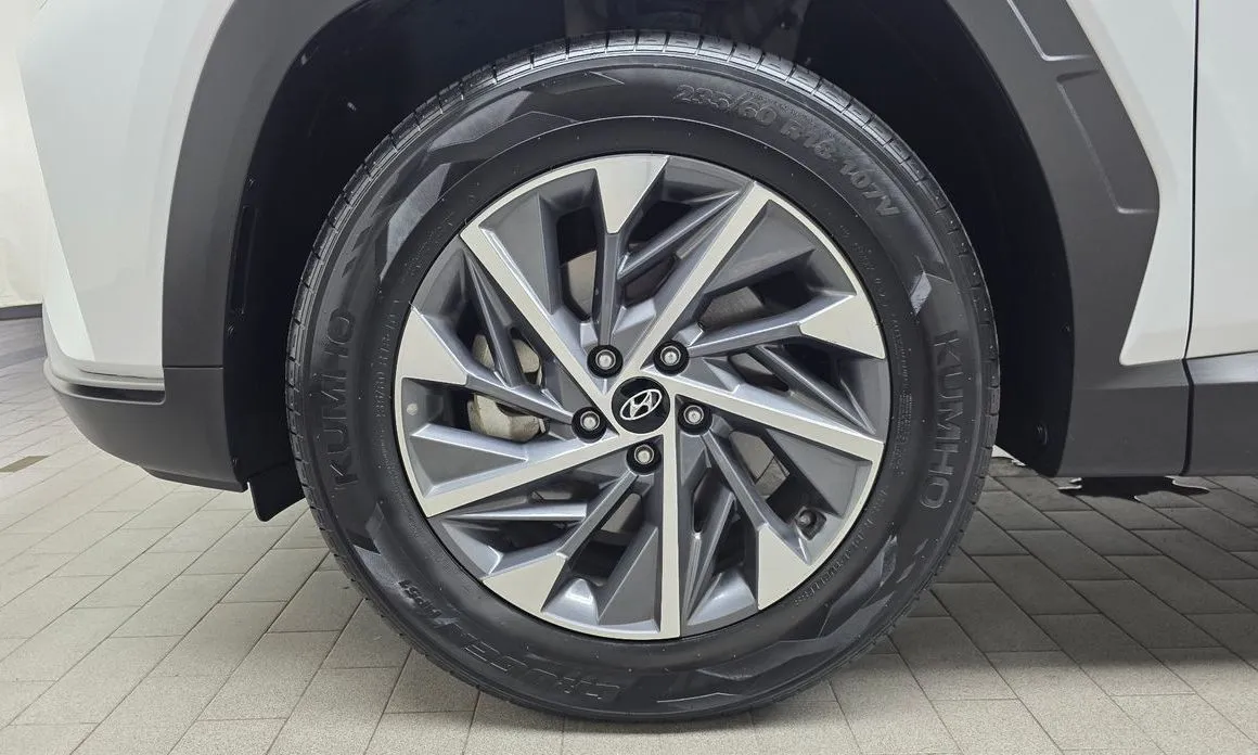 Hyundai Tucson 2023 из KR, фото 2