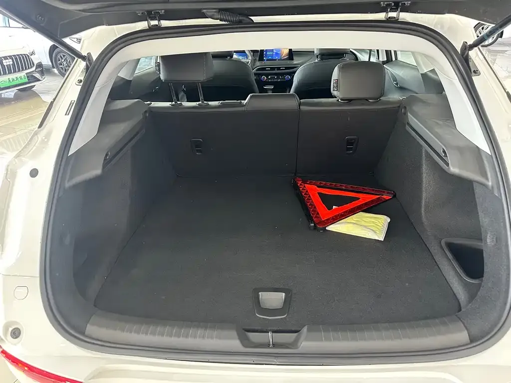 Buick Velite 6 2026 из CN, фото 4