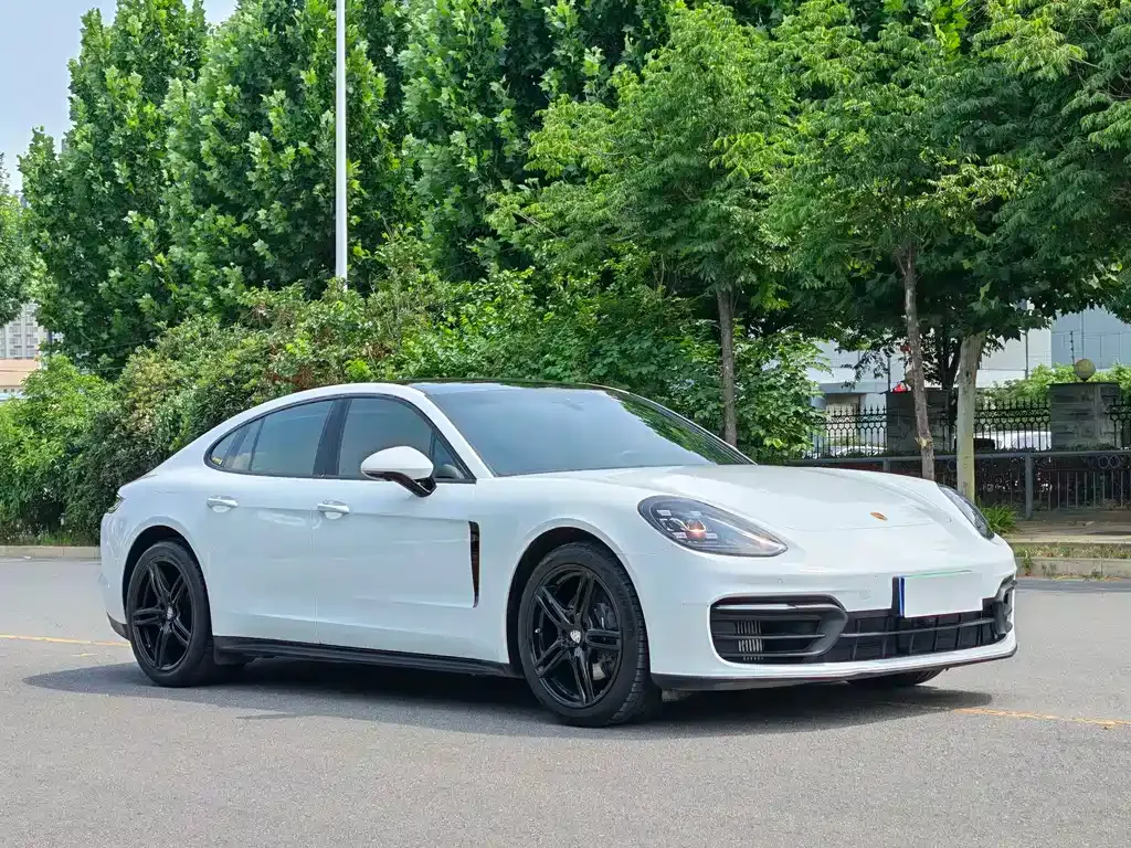 Porsche Panamera — фото 8