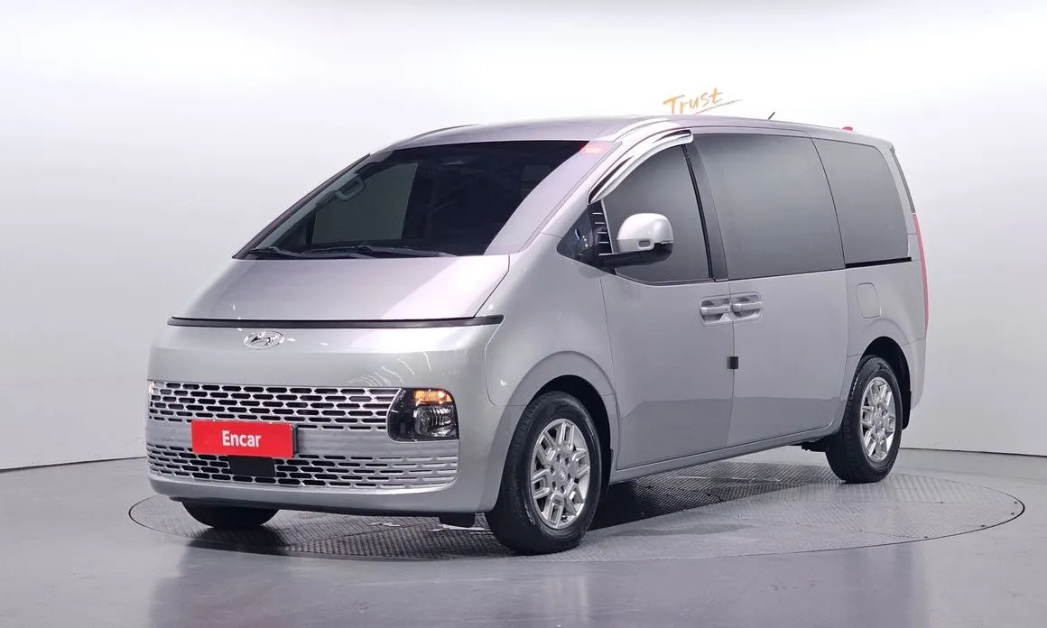Hyundai Staria 2023 из KR, фото 1