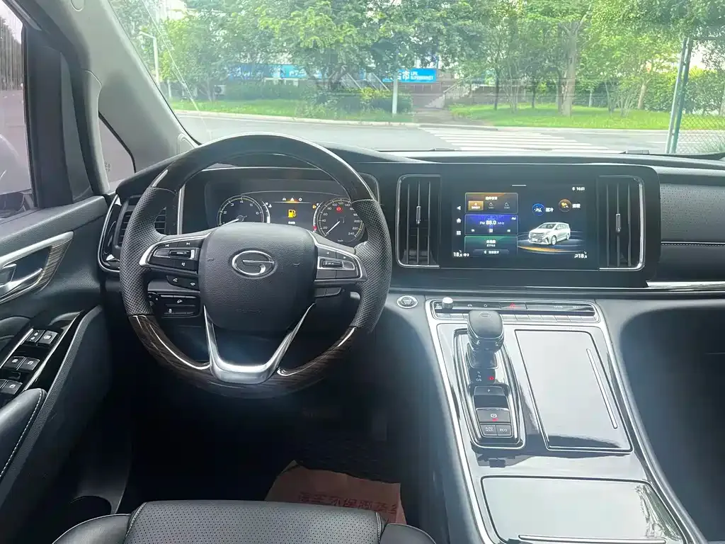 GAC Motor Trumpchi M8 — фото 9