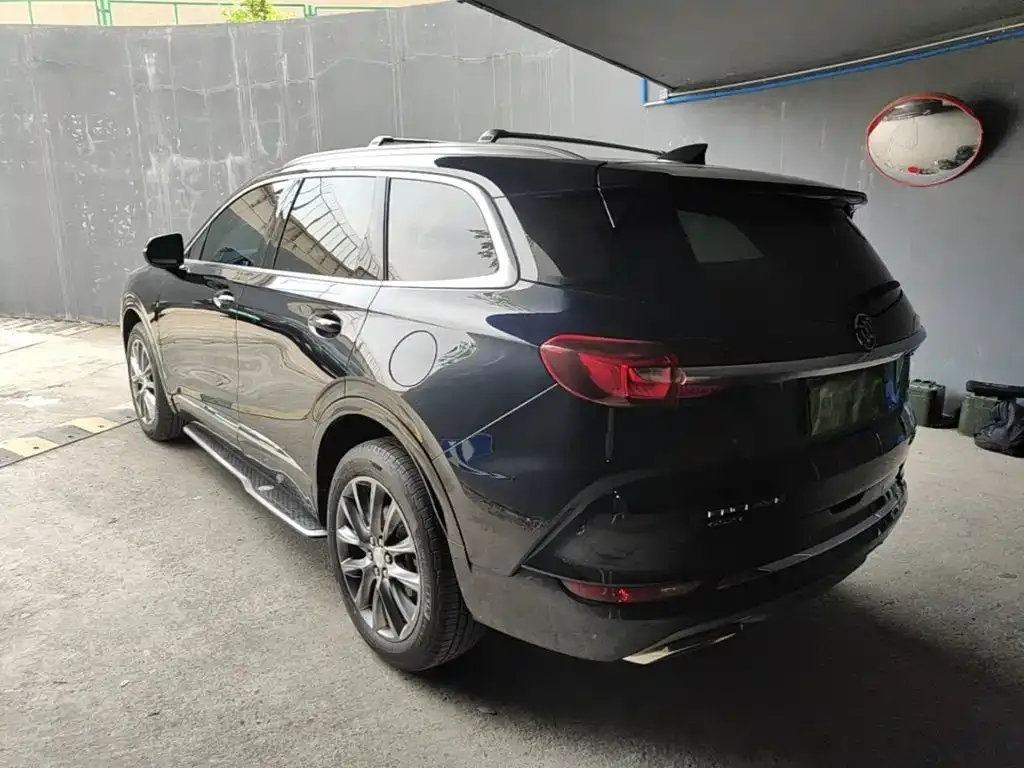 Buick Enclave — фото 3