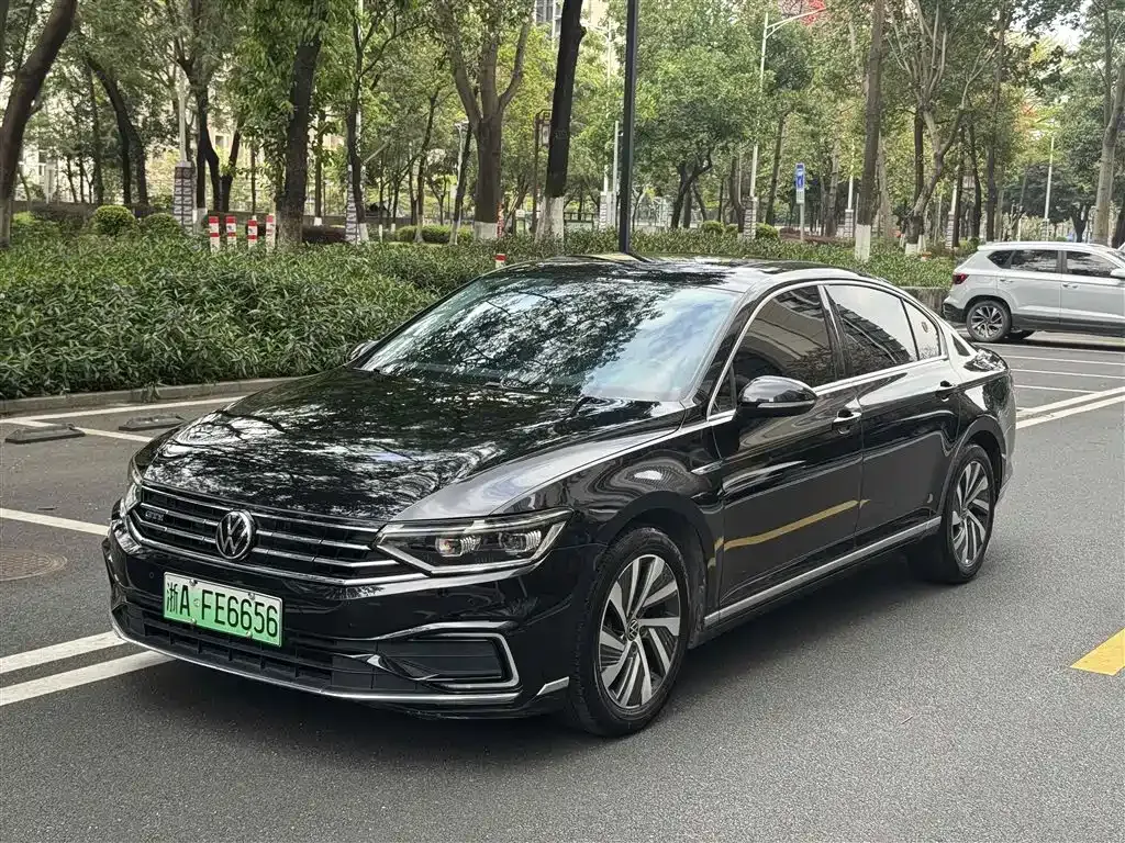 Volkswagen 迈腾 PHEV — фото 1