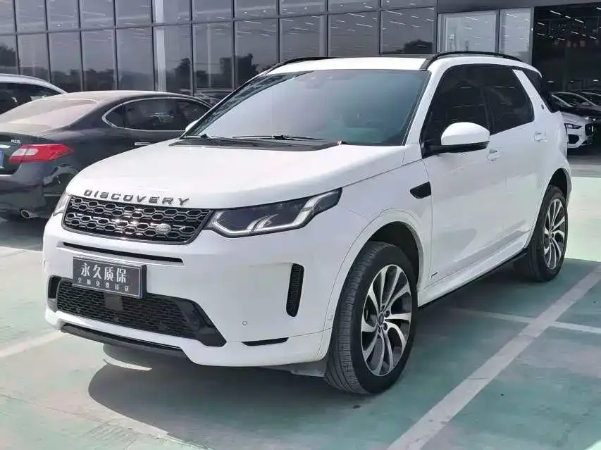 Land Rover Discovery Sport — фото 1