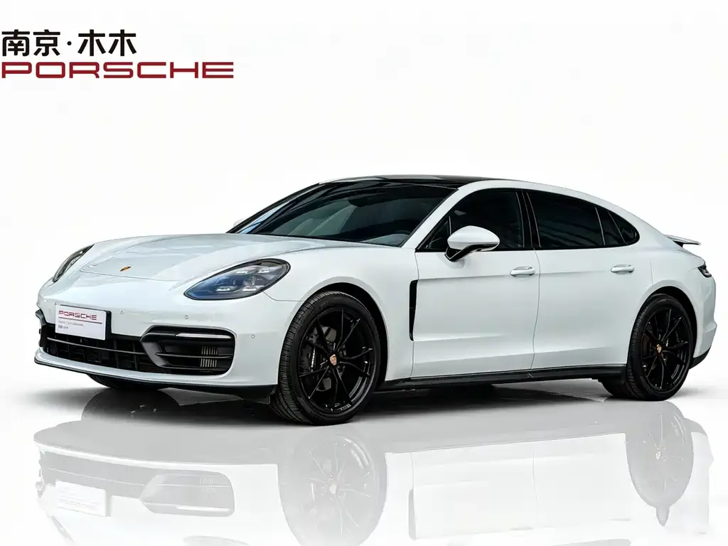 Porsche Panamera — фото 1