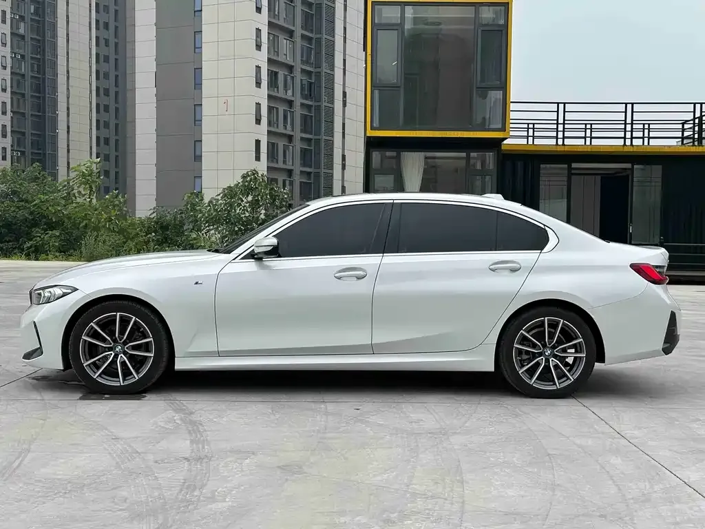 BMW 3 Series — фото 10