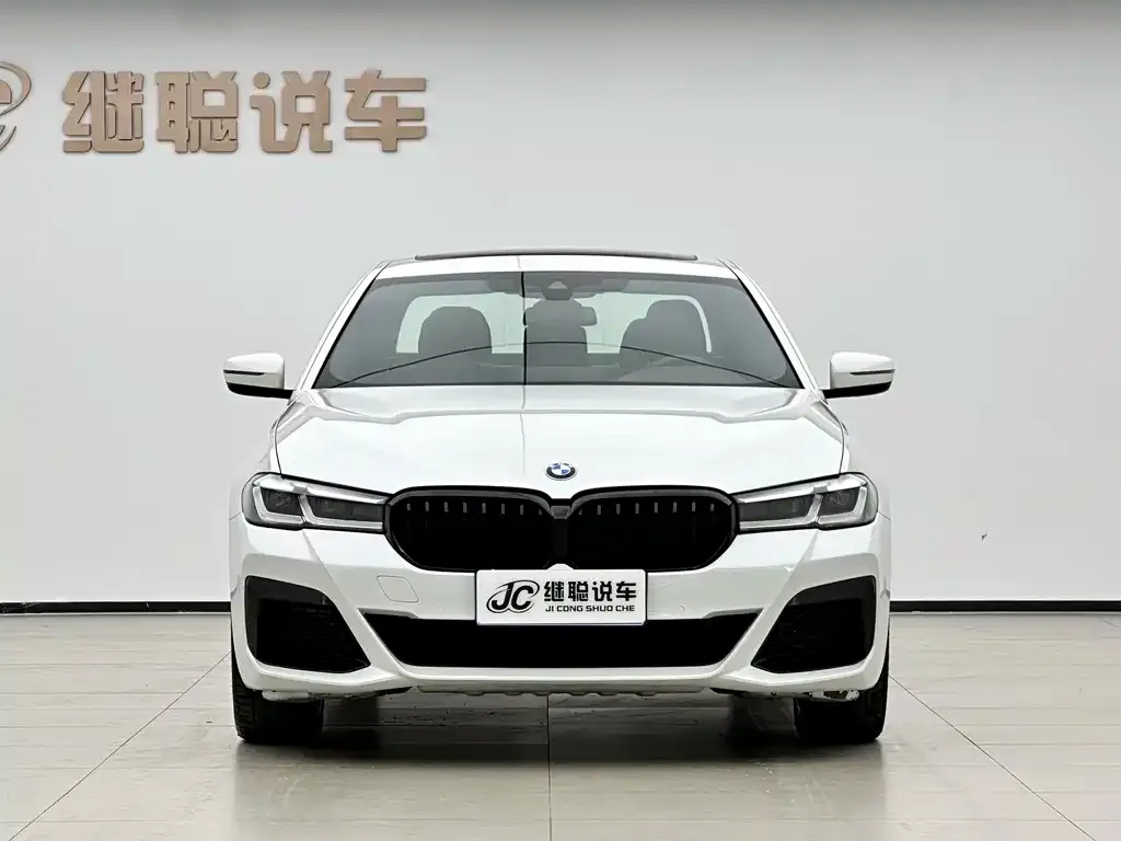 BMW 5 Series — фото 2