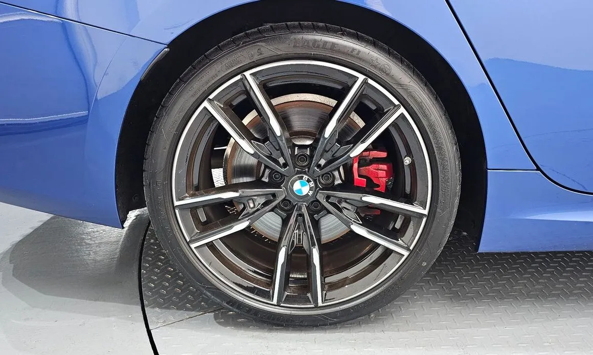BMW 3-Series 2025 из KR, фото 6