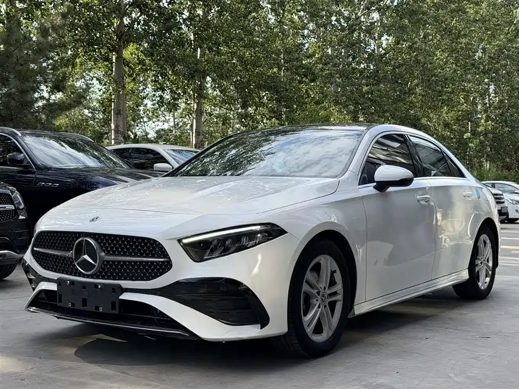 Mercedes-Benz A-Class — фото 1