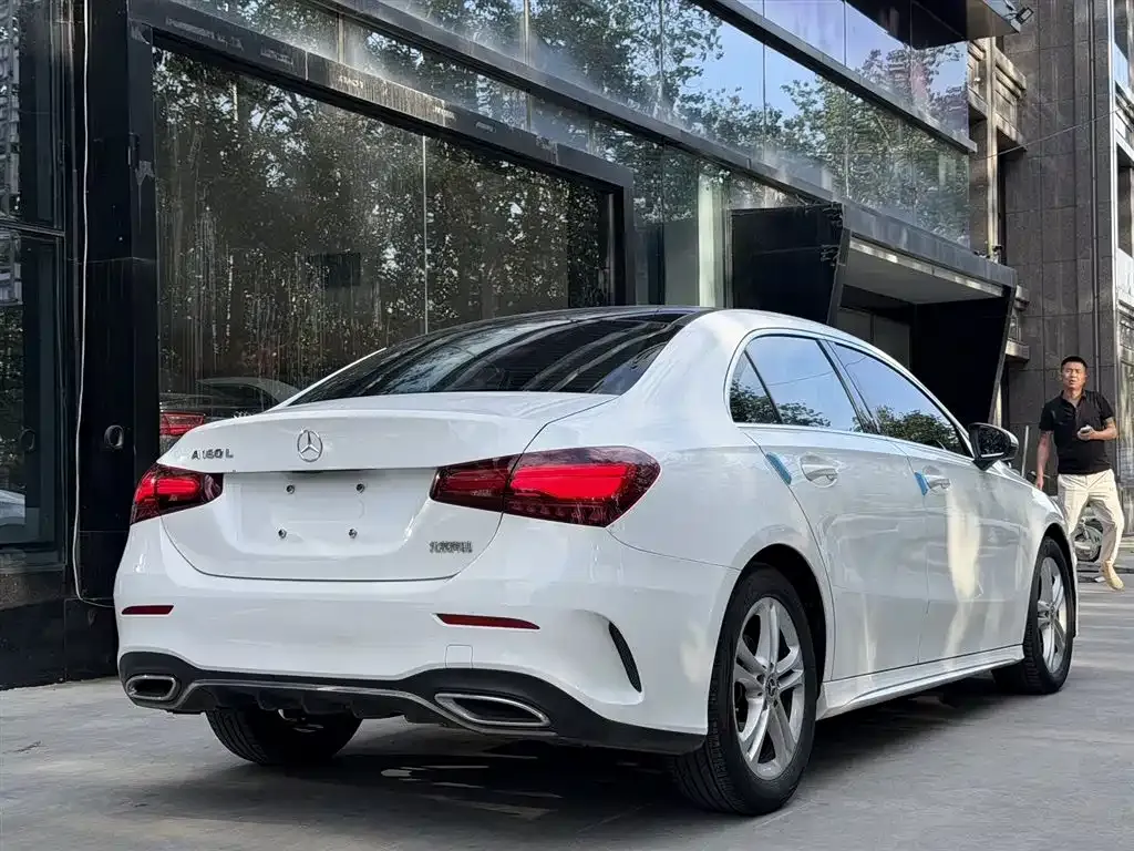Mercedes-Benz A-Class — фото 2