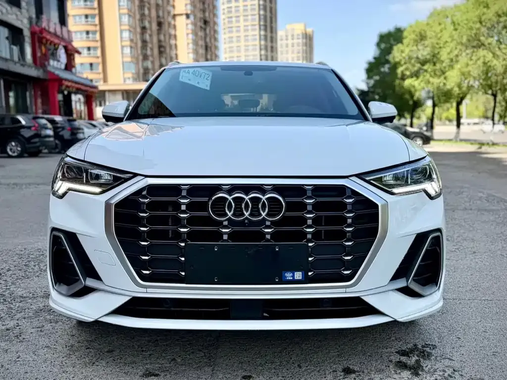 Audi Q3 — фото 3