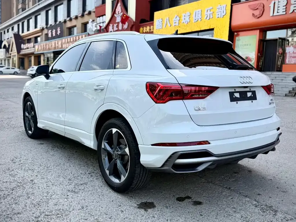 Audi Q3 — фото 5