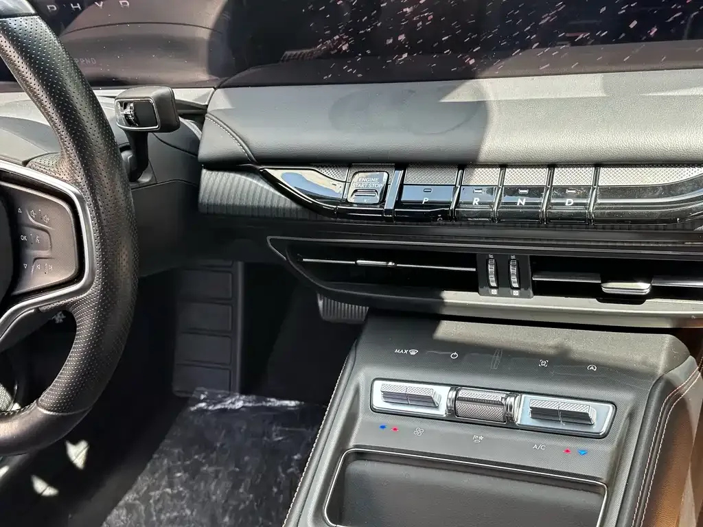 Lincoln Z 2023 из CN, фото 10