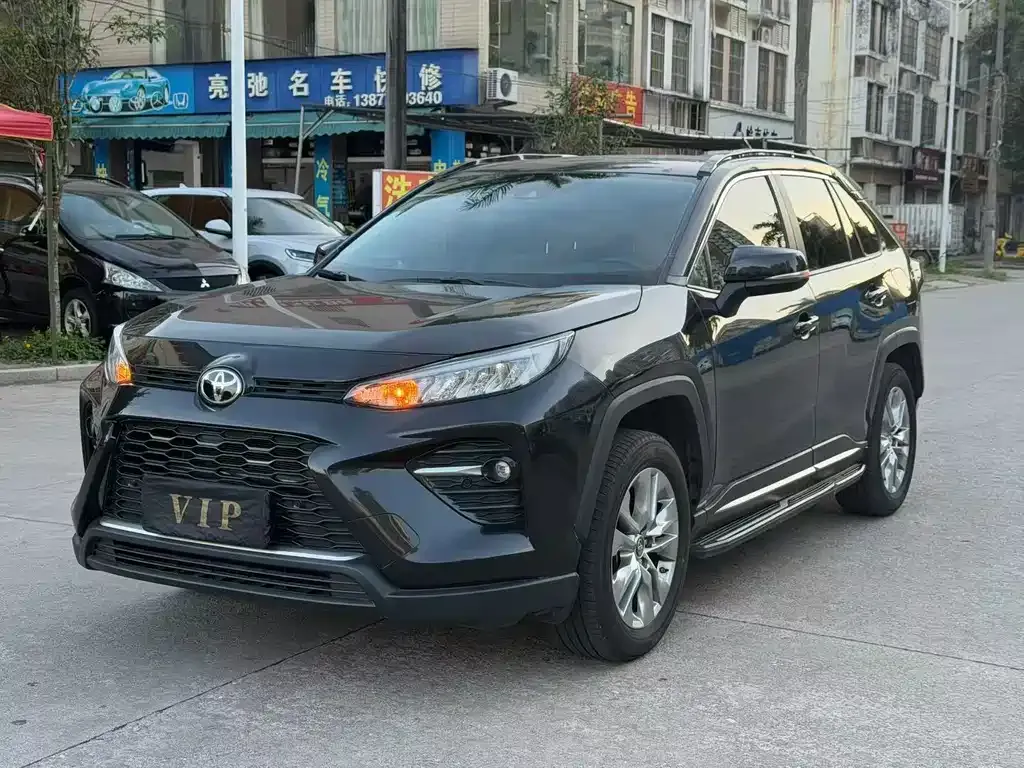 Toyota Wildlander — фото 1