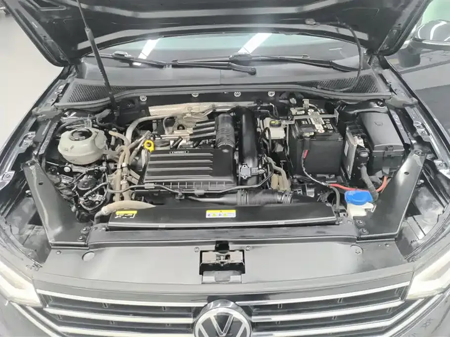 Volkswagen Magotan 2022 из CN, фото 10