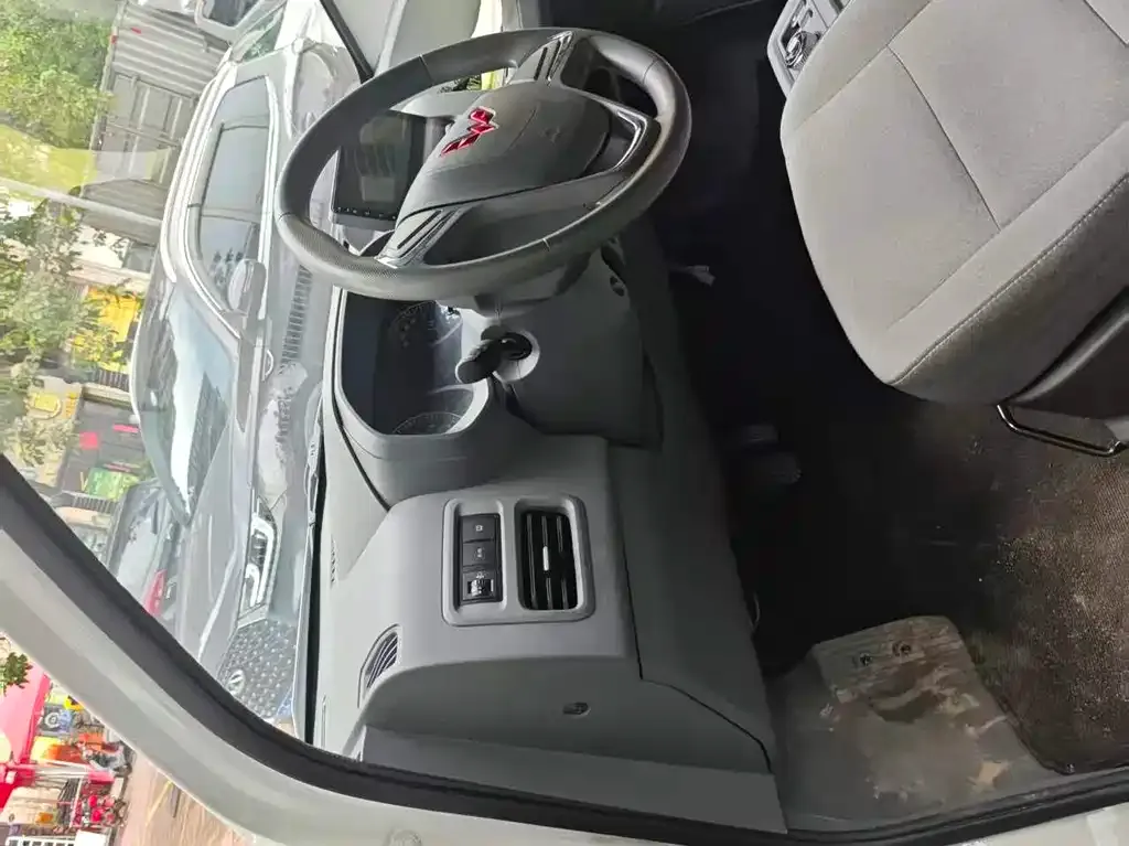 Wuling Yangguang 2025 из CN, фото 3