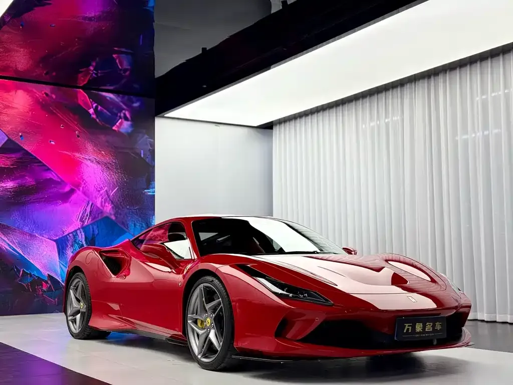 Ferrari F8 — фото 8