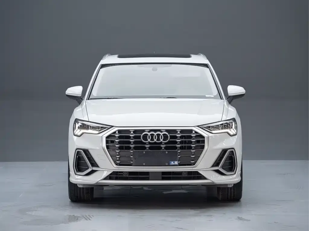 Audi Q3 — фото 6