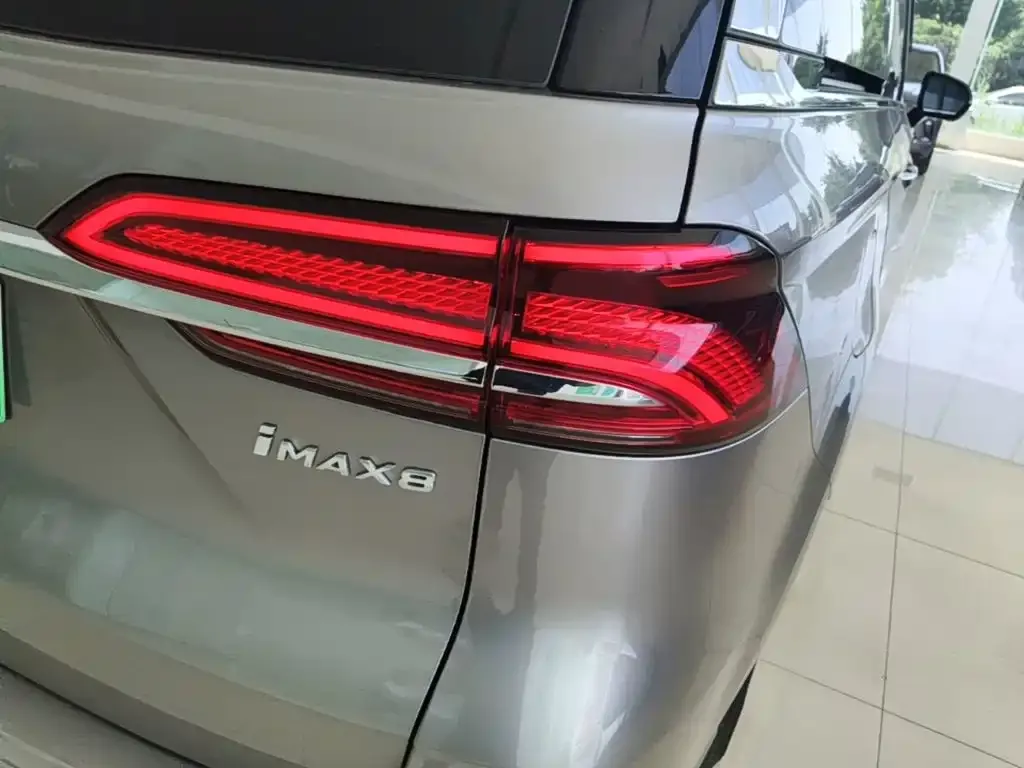 Roewe iMAX8 New Energy 2025 из CN, фото 2