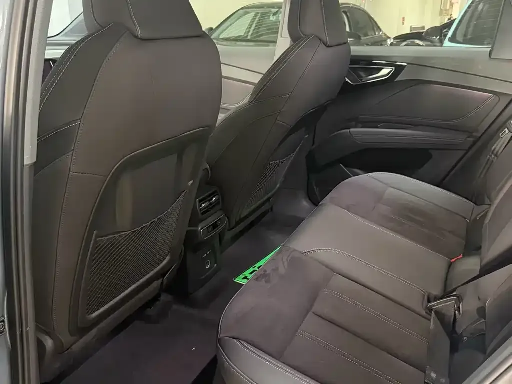 Audi Q4 e-tron 2025 из CN, фото 3