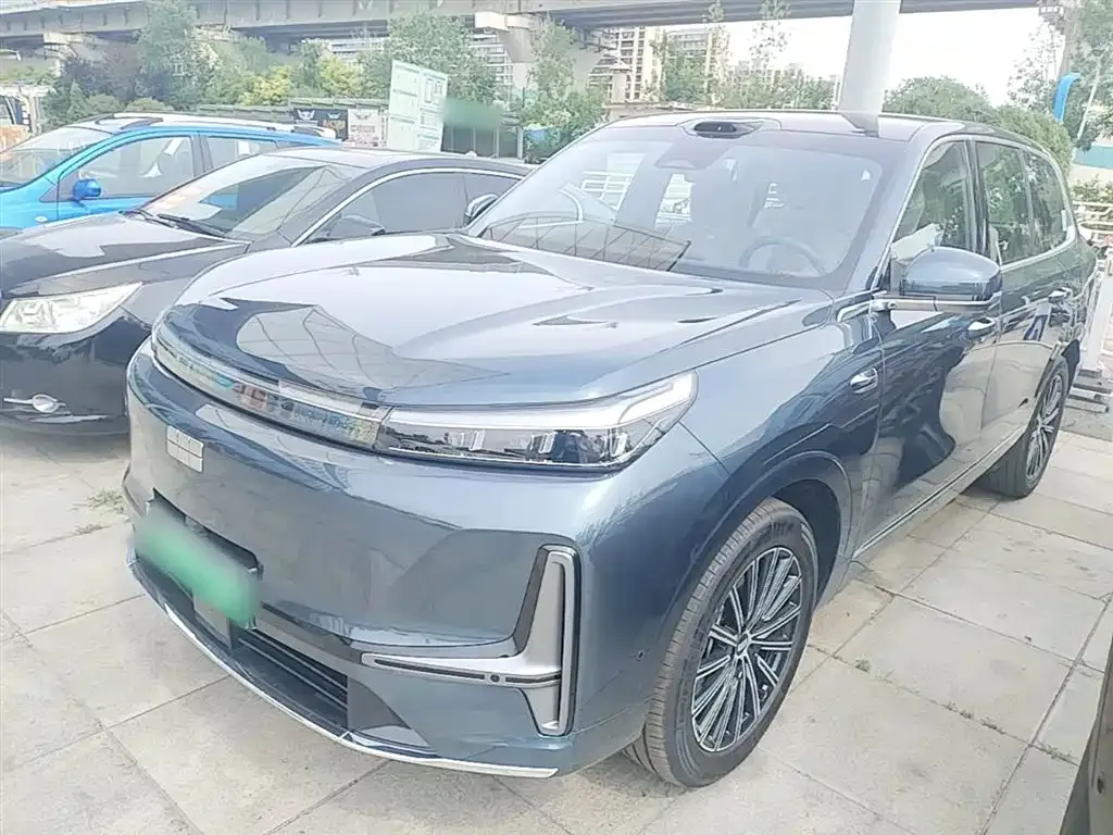 Geely Galaxy M9