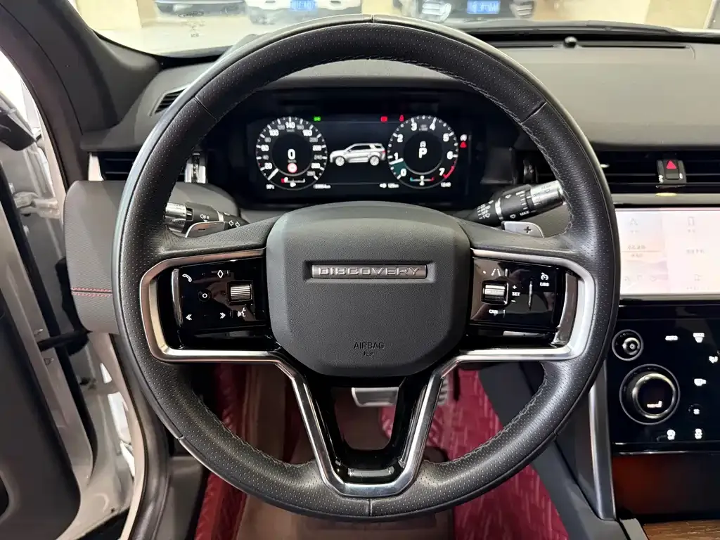 Land Rover Discovery Sport — фото 10
