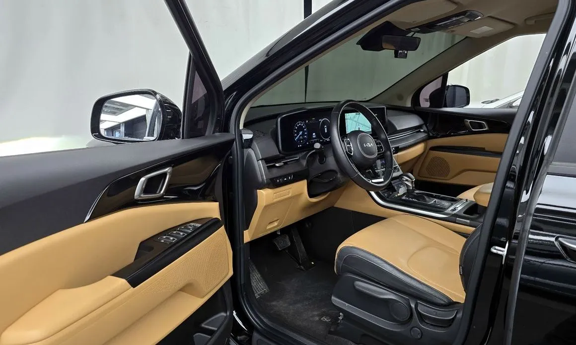 Kia Carnival 2023 из KR, фото 10