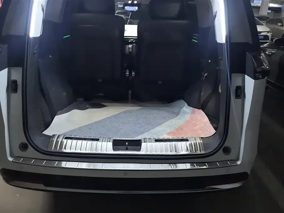 GAC Motor 传祺E8 PHEV 2024 из CN, фото 7