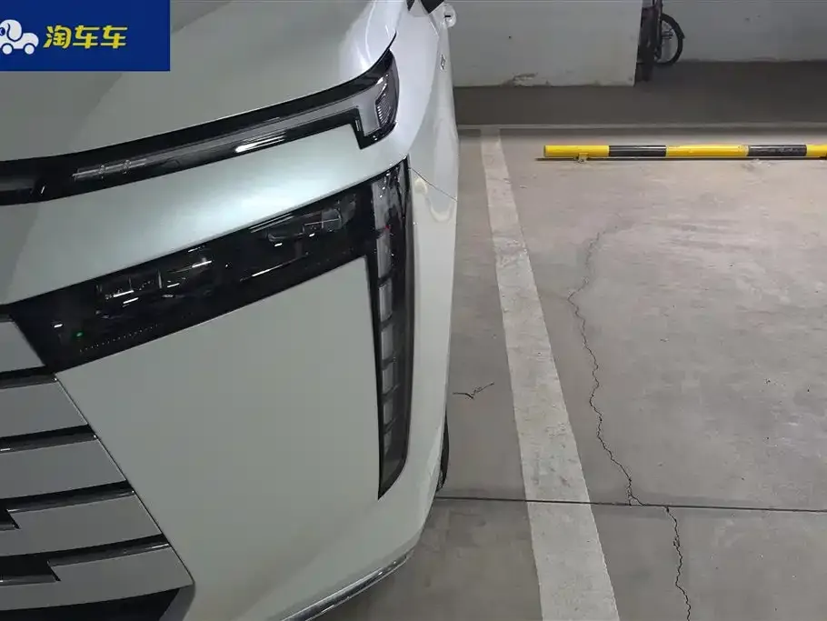 GAC Motor 传祺E8 PHEV 2024 из CN, фото 2