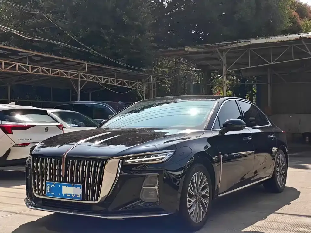 Hongqi H5 — фото 1