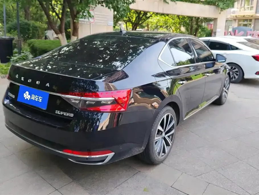 Skoda Superb 2024 из CN, фото 4