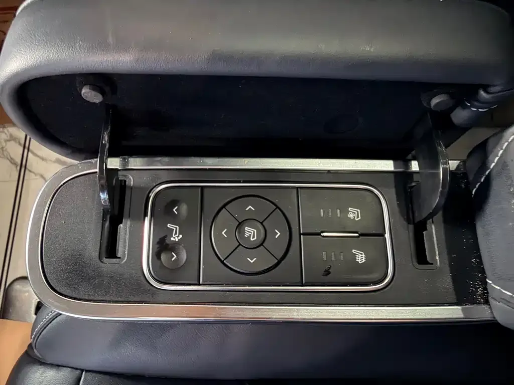 GAC Motor Trumpchi M8 — фото 10