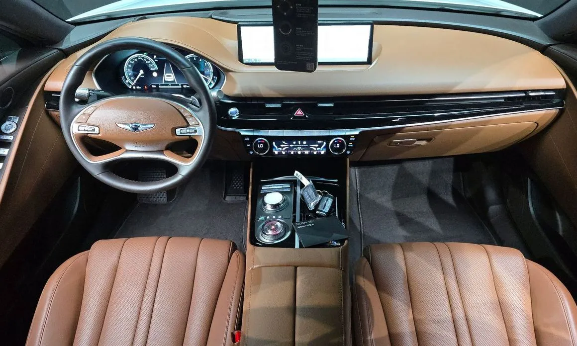 Genesis G80 — фото 10