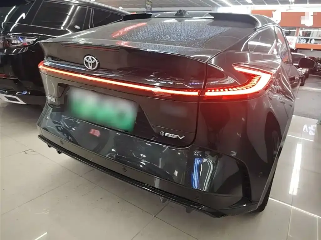 Toyota bZ5 2025 из CN, фото 5