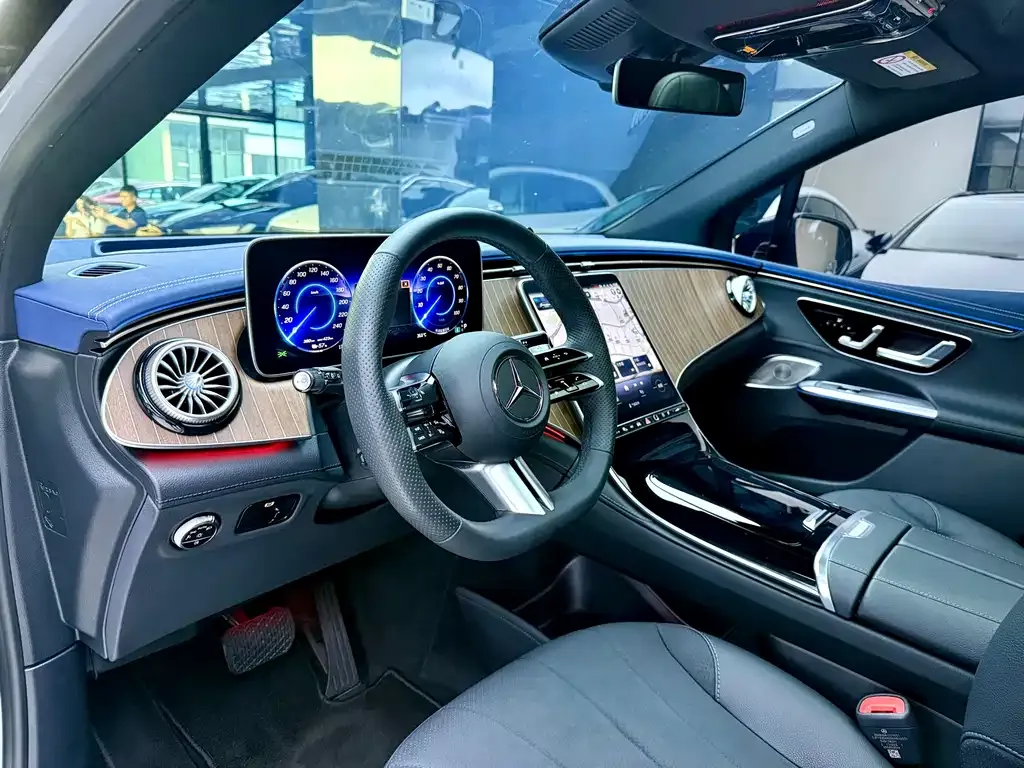 Mercedes-Benz EQE SUV 2023 из CN, фото 5