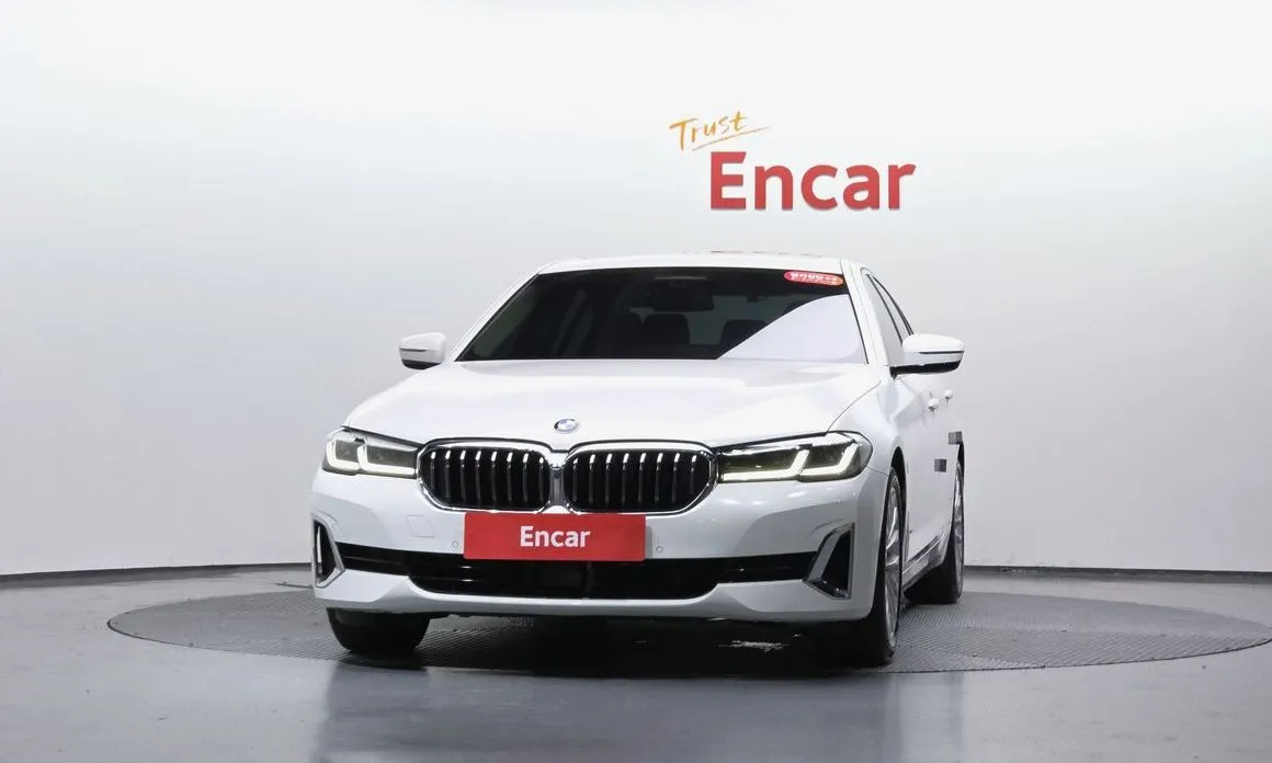 BMW 5-Series 2021 из KR, фото 2