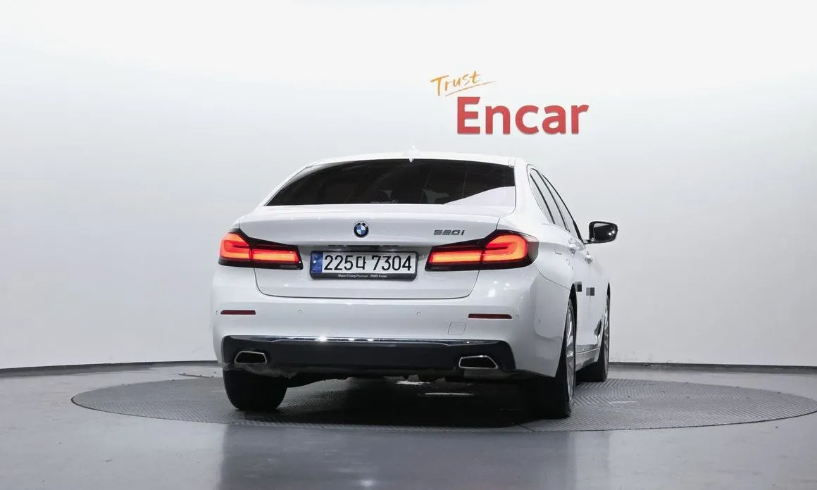 BMW 5-Series 2021 из KR, фото 10