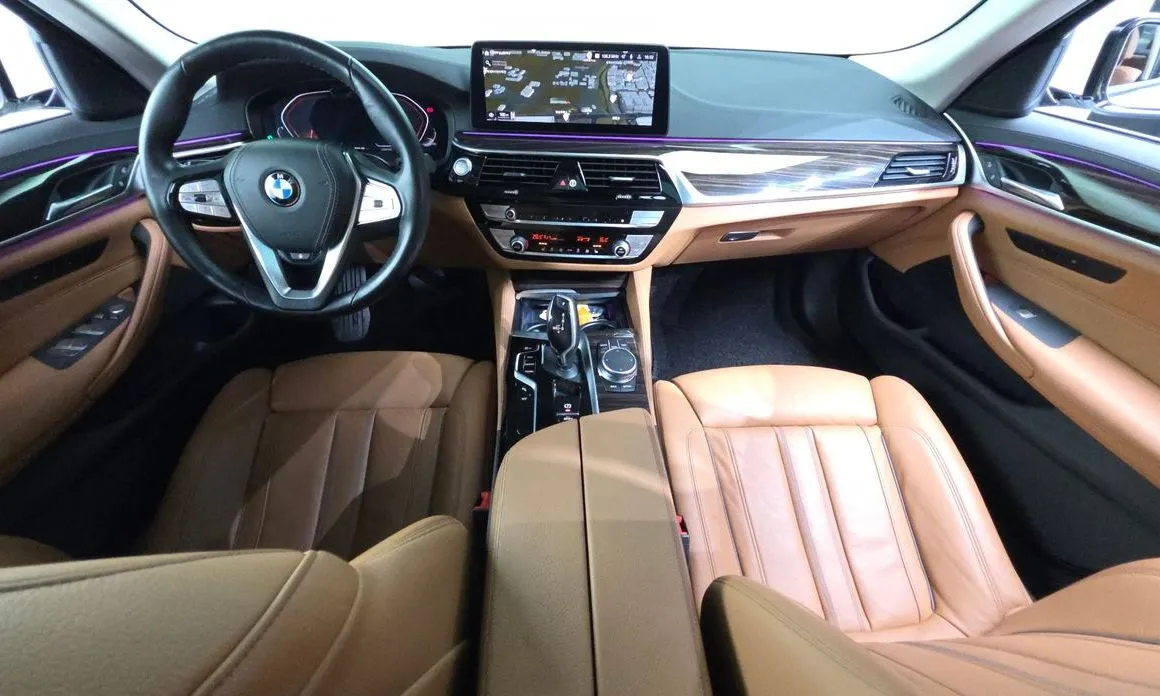 BMW 5-Series 2021 из KR, фото 4