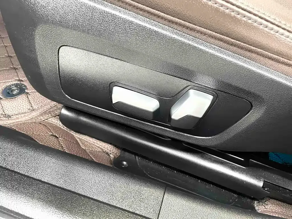 BMW 3 Series — фото 10