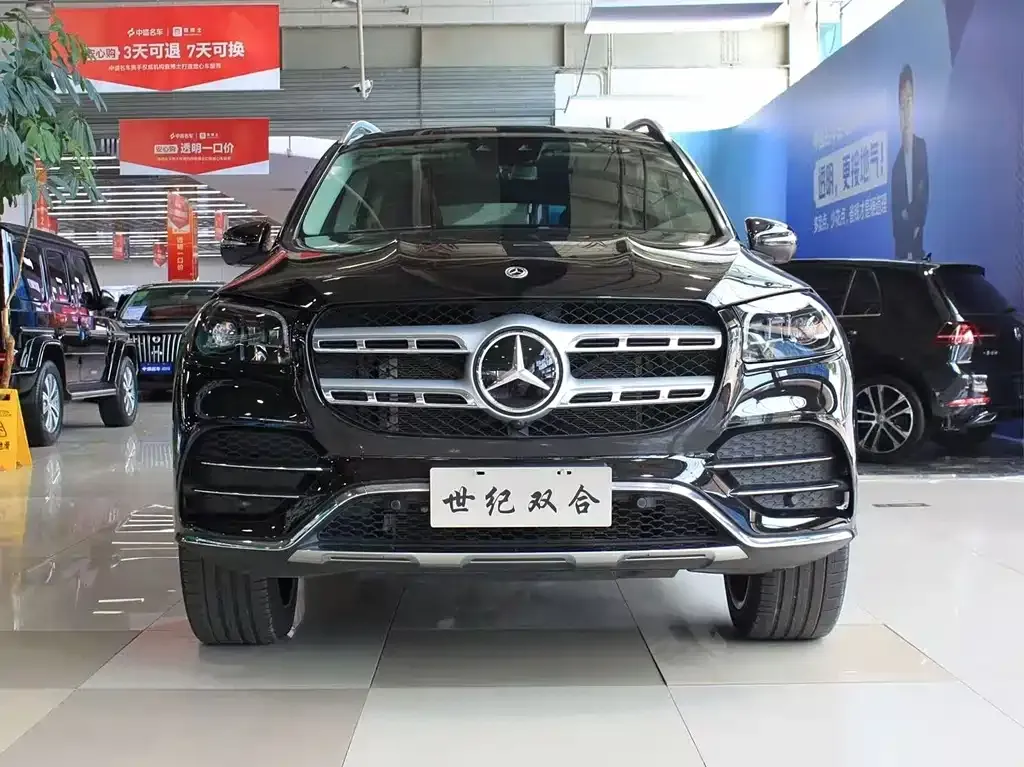 Mercedes-Benz GLS — фото 1